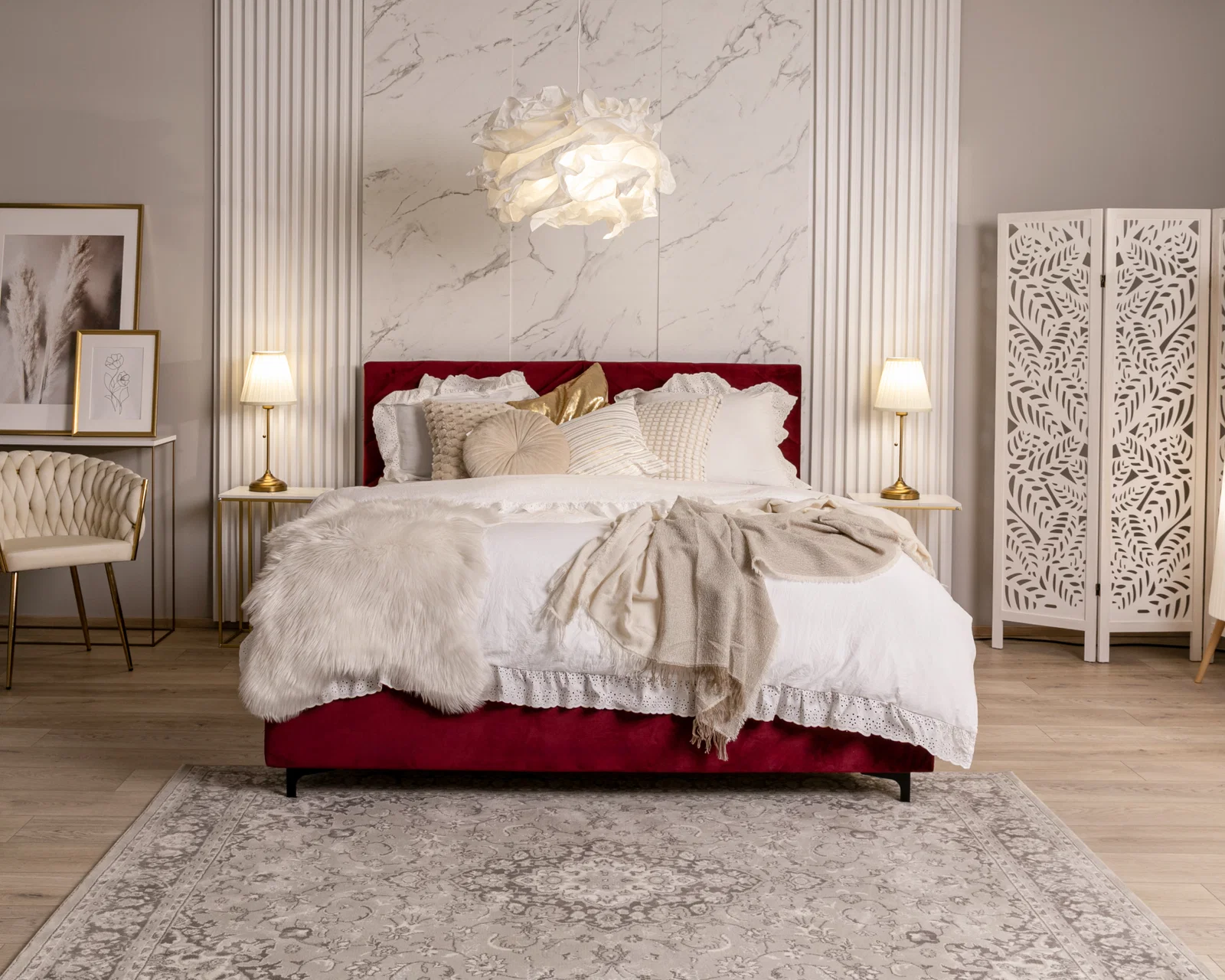 Čalouněná postel ELEGANTE 180x200 Vínová Paris s úložným prostorem kovový rošt