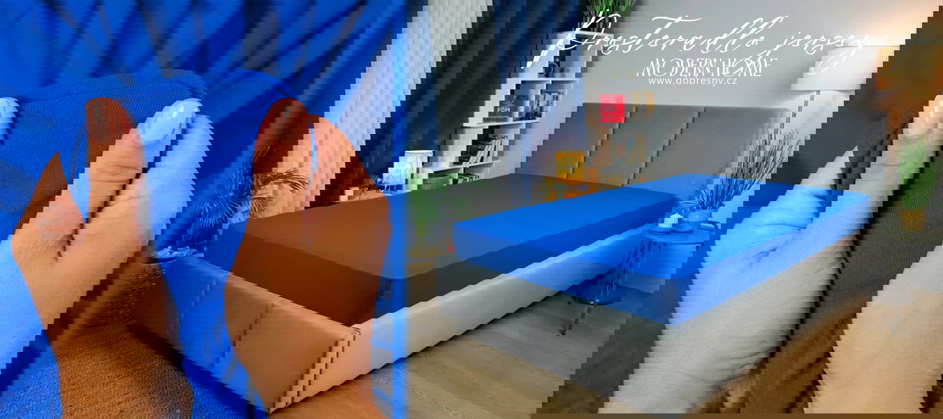 Plachta JERSEY s gumou 160x200 cm TMAVO MODRÁ