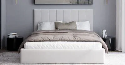 Čalouněná postel JUSTIN 180x200 Bílá Trinity s úložným prostorem kovový rošt