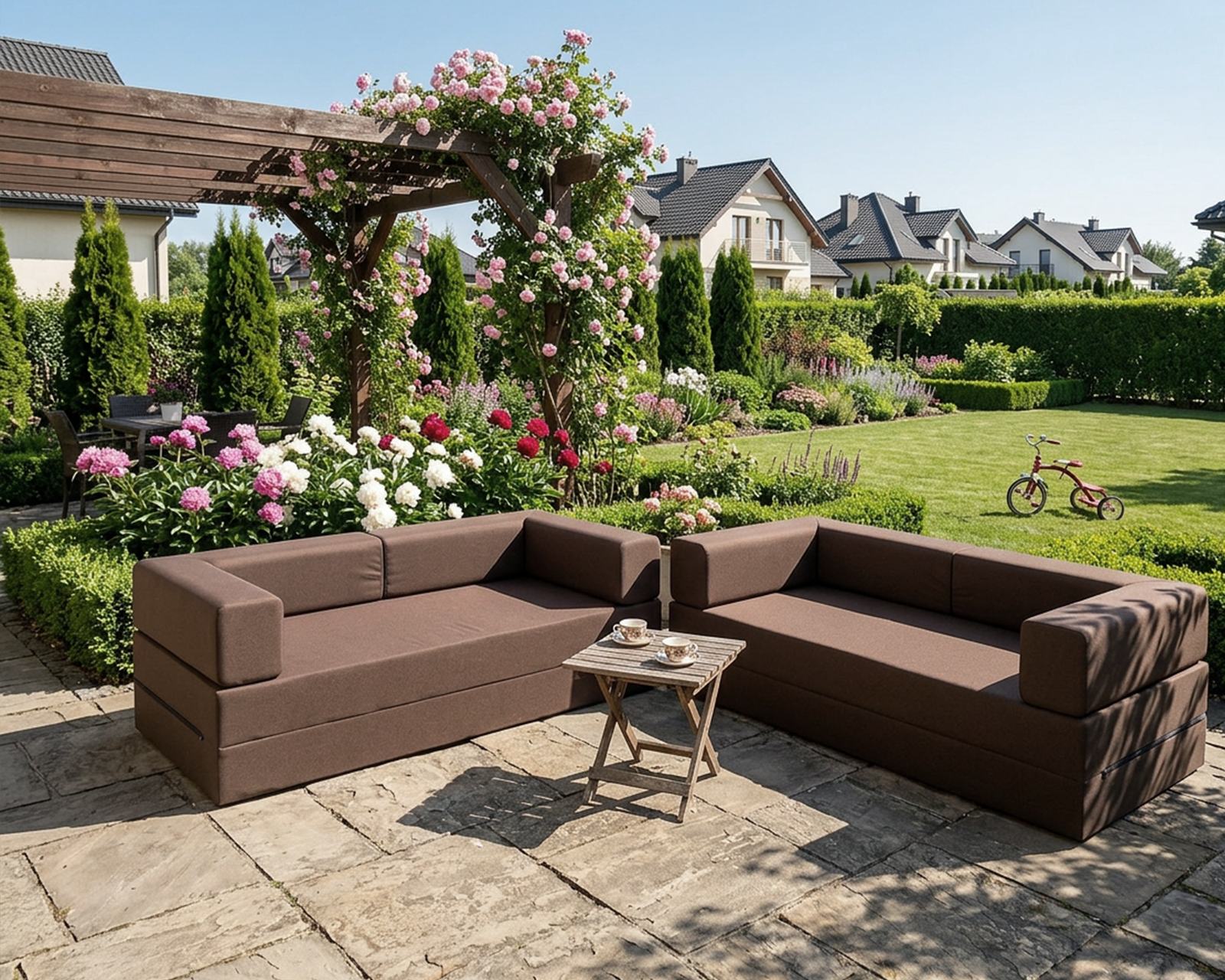Rozkladacia pohovka AVIO GARDEN HNEDÁ vodeodoná 200x200