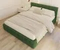 Čalouněná postel FRESIA 180x200 s kovovým zdvižným roštem ZELENÁ SZTRUKS