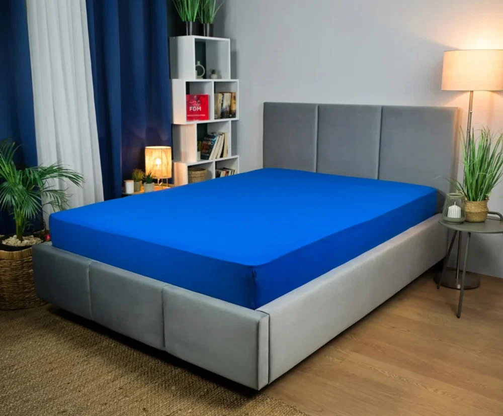 Prostěradlo JERSEY s gumou 200x200 cm TMAVĚ MODRÁ 100% bavlna