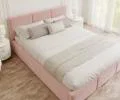 Čalouněná postel FRESIA 200x200 s kovovým zdvižným roštem RŮŽOVÁ TRINITY