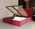 Čalouněná postel NOBILE 180x200 Vínová Paris s úložným prostorem kovový rošt